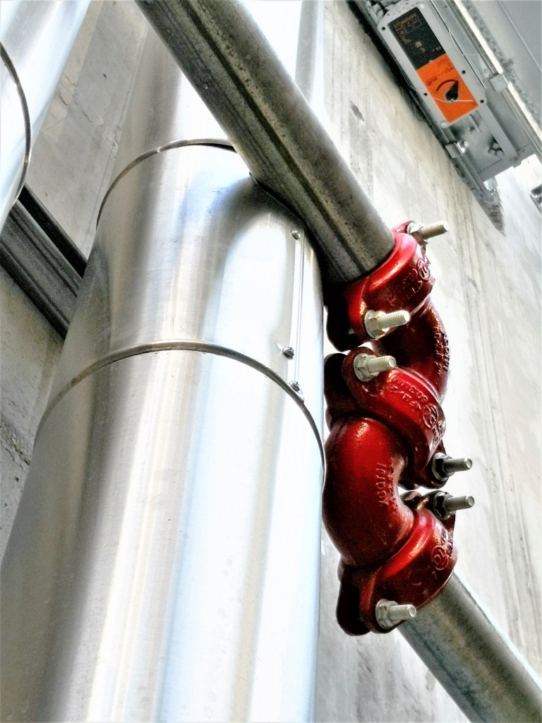 One of a possible problem (clash) that could occur during the project due to lack of coordination between the designers and the operational area.